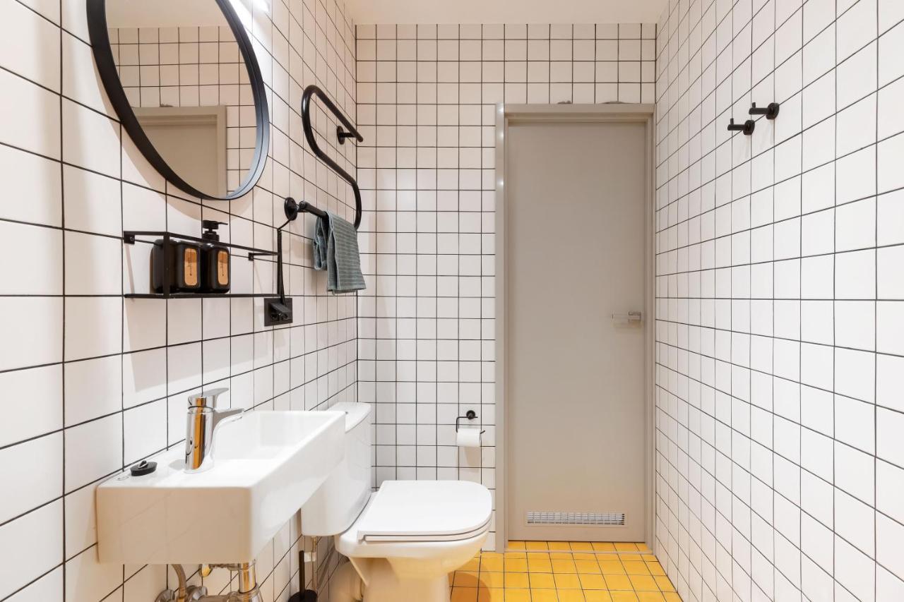 Youston Self Check-In Coliving Vilnius Bagian luar foto